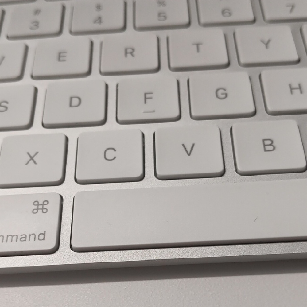 Wireless Silver Keyboard
